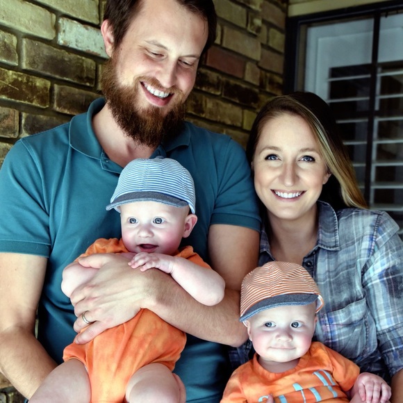 Meet your Posher, AJ - Picture 2 of 4